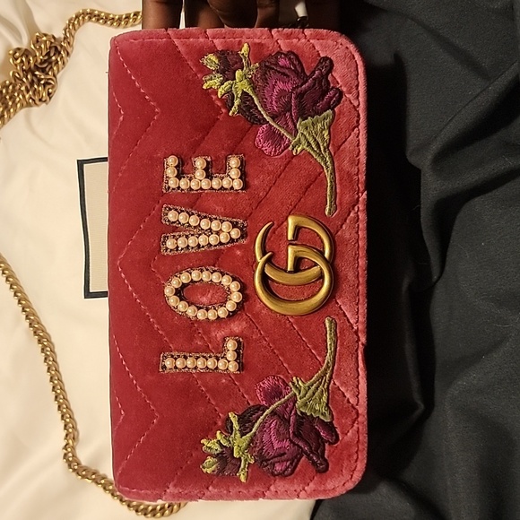 Gucci Handbags - Gucci Velvet Love Embroidered Mini Handbag 🩷